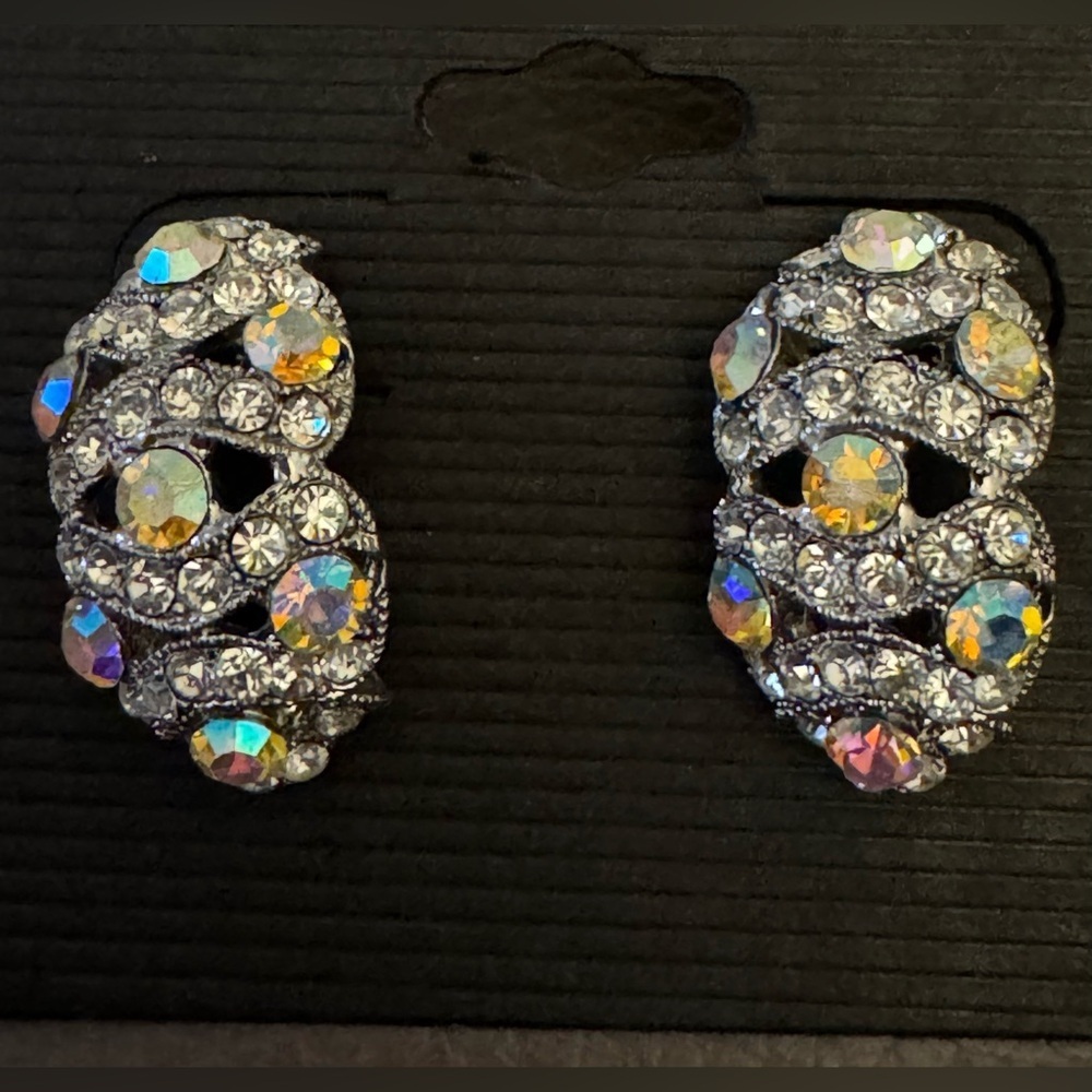 Dazzling Vintage Crystal Swirl Pierced Earrings